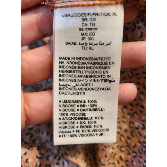 Amazon essentials xl women's leopard print blouse - Picture 6 of 9